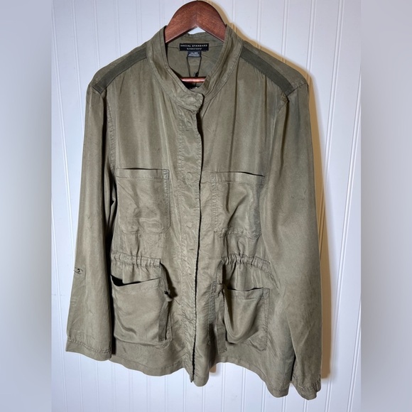 Soft lightweight jacket NWT Khaki Green Women’s size XXL. - Picture 1 of 7